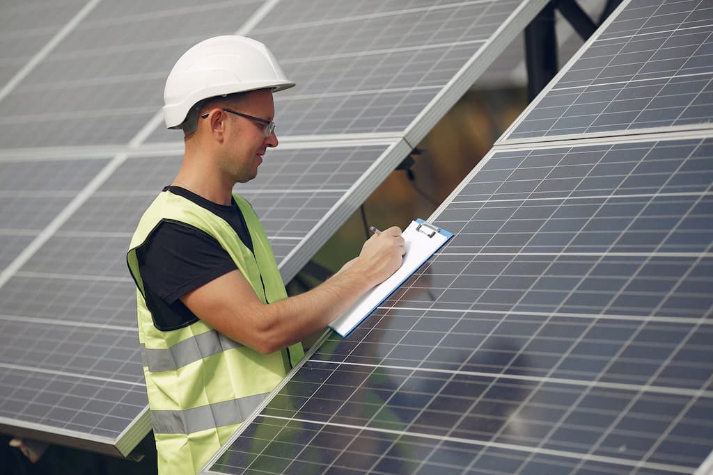 Qué subvenciones hay para placas solares